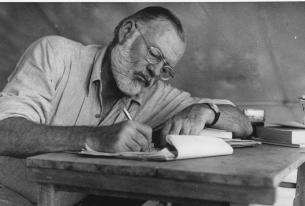 Портрет на Ernest Hemingway